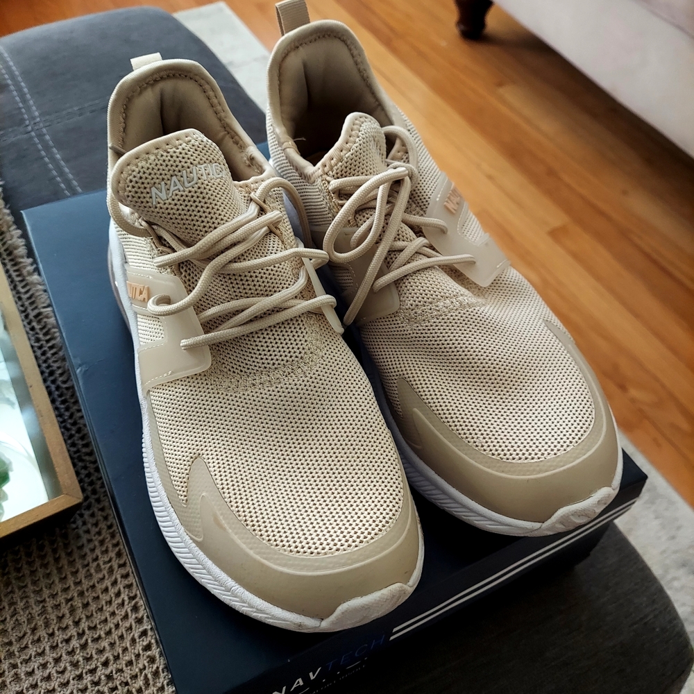 Nautica Men's Beige Mesh Sneakers